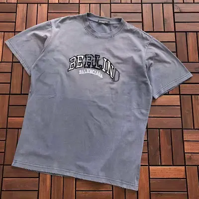 ￥~119 B🔥L🔥🔥🔥IA🔥A T-SHIRT 77011858 (im 180CM 68KG iwear size S in the photo)