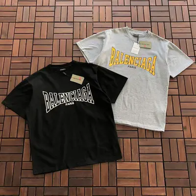 ￥~109 B🔥L🔥🔥🔥IA🔥A T-SHIRT 77011841 (im 176CM 58KG iwear size S in the photo)