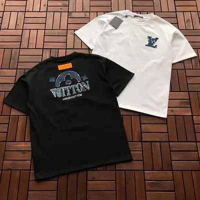 ￥~119 L🔥 T-SHIRT 66012021 (im 185CM 80KG iwear size M in the photo)