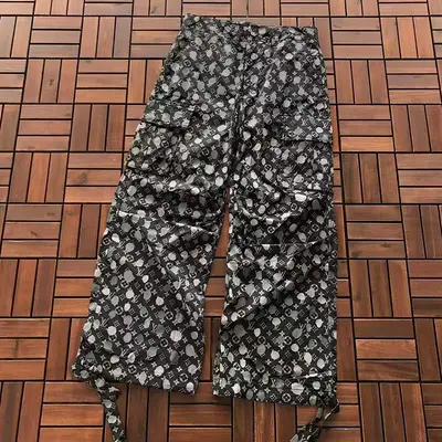 ¥ 125 L🔥TROUSERS 88012106 (im 180CM 68KG iwear size S in the photo)