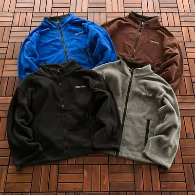¥169 M🔥U M🔥U JACKET FLEECE 88012102 (im 180CM 68KG iwear size S in the photo)