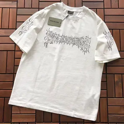 ￥~95 B🔥L🔥🔥🔥IA🔥A T-SHIRT 77012349 (im 180CM 68KG iwear size S in the photo)