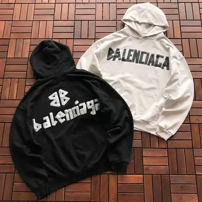 ￥~189 B🔥L🔥🔥🔥IA🔥A HOODIE 77012323 (im 180CM 68KG iwear size S in the photo)