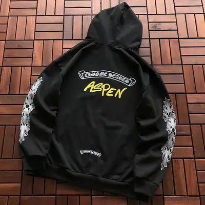 ￥~139 CH🔥OM🔥 HE🔥RTS HOODIE 77012322 (im 180CM 68KG iwear size M in the photo)
