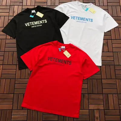 ¥ ~ 115 VETEMENTS T-SHIRT 66012555(im 176CM 58KG iwear size S in the photo)