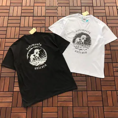 ¥~115 VETEMENTS T-SHIRT 66012546 (im 185CM 80KG iwear size M in the photo)