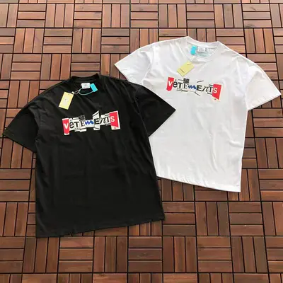 ¥~115 VETEMENTS T-SHIRT 66012523 (im 185CM 80KG iwear size M in the photo)