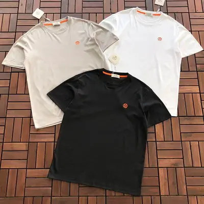 ￥~175 H🔥R🔥E🔥 T-SHIRT 66012665 (im 185CM 80KG iwear size XL in the photo)