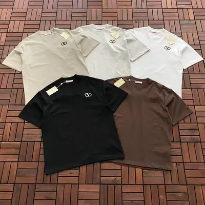 ￥~119 VALENTINO T-SHIRT 66012663 (im 185CM 80KG iwear size L in the photo)