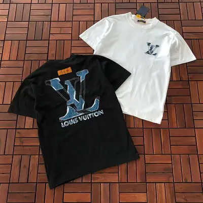 ￥~119 L🔥T-SHIRT 77012723 (im 176CM 58KG iwear size M in the photo)