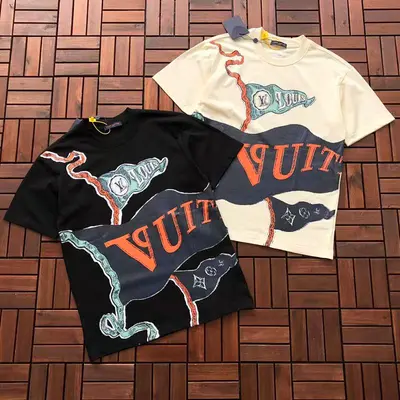 ￥~99 L🔥T-SHIRT 77012942 (im 180CM 68KG iwear size M in the photo)