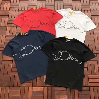 ￥~95 D🔥O🔥 T-SHIRT 77012931 (im 180CM 68KG iwear size M in the photo)