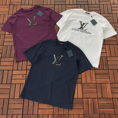 ￥~109 L🔥T-SHIRT 77012975 (im 176CM 58KG iwear size M in the photo)