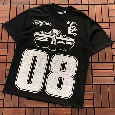 ￥~95 HELLSTAR T-SHIRT 55012965 (im 185CM 80KG iwear size S in the photo)