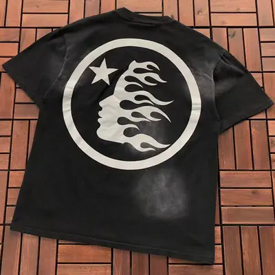 ￥~109 HELLSTAR T-SHIRT 55012933 (im 185CM 80KG iwear size S in the photo)