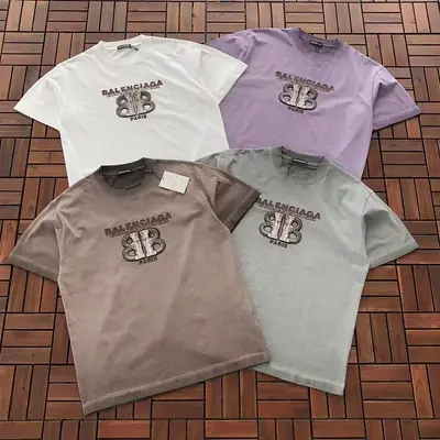 ￥~109 B🔥L🔥🔥🔥IA🔥A T-SHIRT 77012920 (im 176CM 58KG iwear size L in the photo)