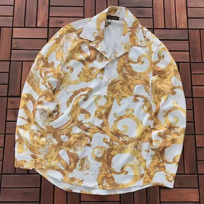 ￥~99 VE🔥SA🔥E LONG-SLEEVE 77012919 (im 176CM 58KG iwear size L in the photo)