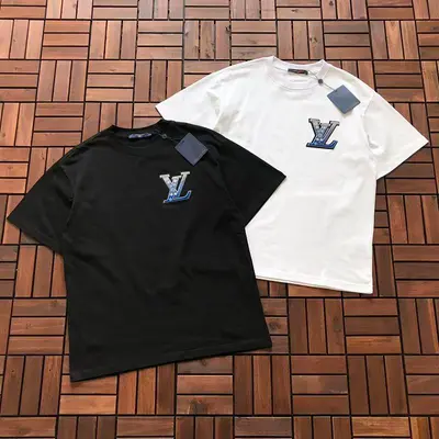 ￥~109 L🔥T-SHIRT 77012907 (im 176CM 58KG iwear size M in the photo)