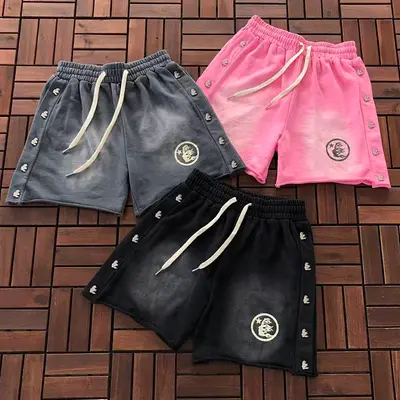 ￥~129 HELLSTAR SHORTS 55012988 (im 176CM 58KG iwear size S in the photo)