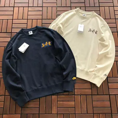 ￥~125 N🔥K🔥 SWEATER 55020539 (im 185CM 80KG iwear size L in the photo)