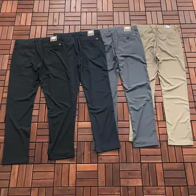 ¥~215 TOM FORD TROUSERS 66020629 (im 185CM 70KG iwear size 34 in the photo)