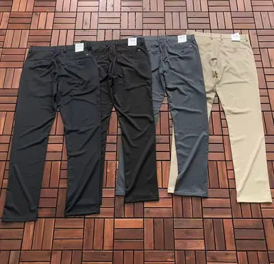 ¥~215 VALENTINO TROUSERS 66020627 (im 185CM 70KG iwear size 33 in the photo)