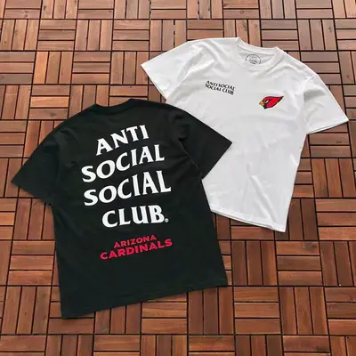 ¥~85 ANTI SOCIAL SOCIAL CLUB T-SHIRT 55020633 (im 185CM 70KG iwear size L in the photo)