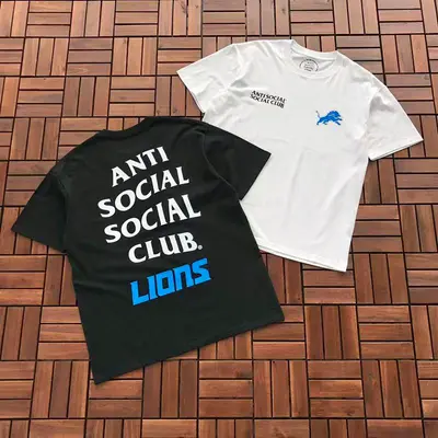 ¥~85 ANTI SOCIAL SOCIAL CLUB T-SHIRT 55020632 (im 185CM 70KG iwear size L in the photo)