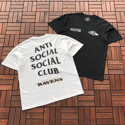 ¥~85 ANTI SOCIAL SOCIAL CLUB T-SHIRT 55020628 (im 185CM 70KG iwear size L in the photo)