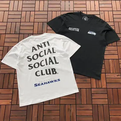 ¥~85 ANTI SOCIAL SOCIAL CLUB T-SHIRT 55020626 (im 185CM 70KG iwear size L in the photo)