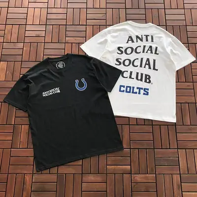 ¥~85 ANTI SOCIAL SOCIAL CLUB T-SHIRT 55020623 (im 185CM 70KG iwear size L in the photo)