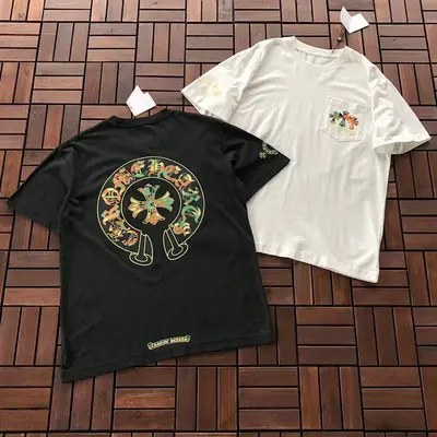 ¥~109 CH🔥OM🔥 HE🔥RTS T-SHIRT 55022528 (im 180CM 68KG iwear size S in the photo)