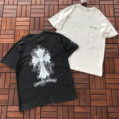 ￥~109 CH🔥OM🔥 HE🔥RTS T-SHIRT 55022514 (im 180CM 68KG iwear size S in the photo)