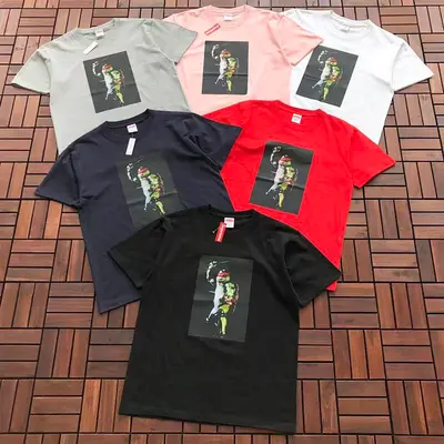 ￥~95 S🔥P🔥E🔥E T-SHIRT 55022729 (im 176CM 58KG iwear size M in the photo)