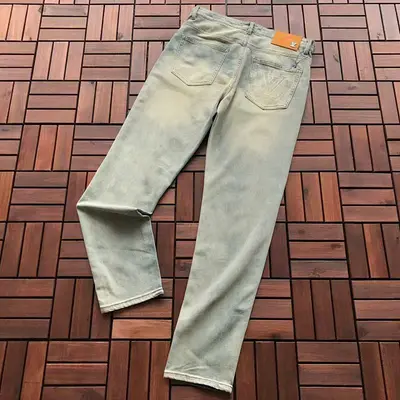 ￥~175 L🔥JEANS 66022803 (im 180CM 68KG iwear size 33 in the photo)