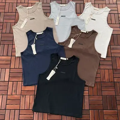 ￥~95 FOG VEST 55022826 (im 185CM 80KG iwear size S in the photo)