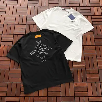 ￥~119 L🔥T-SHIRT 77030114 (im 185CM 70KG iwear size L in the photo)