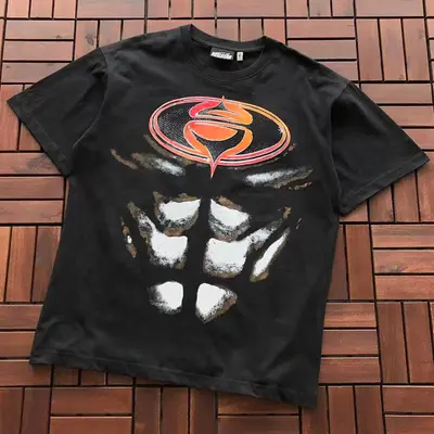¥~109 HELLSTAR T-SHIRT 66030423 (im 176CM 58KG iwear size M in the photo)