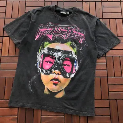 ¥~115 HELLSTAR T-SHIRT 66030480 (im 176CM 58KG iwear size M in the photo)