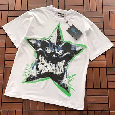 ¥~109 HELLSTAR T-SHIRT 66030448 (im 176CM 58KG iwear size M in the photo)
