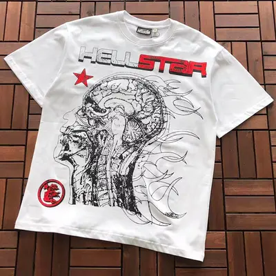 ￥~109 HELLSTAR T-SHIRT 66030475 (im 176CM 58KG iwear size M in the photo)