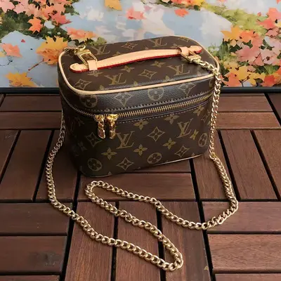 ￥ ~ 175 L🔥BAG 55030405 (长19CM*宽13CM*高13CM)