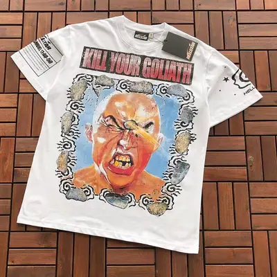 ￥~109 HELLSTAR T-SHIRT 66030424 (im 176CM 58KG iwear size M in the photo)