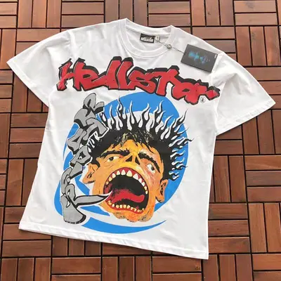 ¥~109 HELLSTAR T-SHIRT 66030422 (im 176CM 58KG iwear size M in the photo)