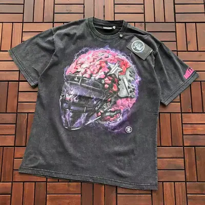 ¥~115 HELLSTAR T-SHIRT 66030408 (im 176CM 58KG iwear size M in the photo)