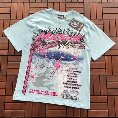 ¥~109 HELLSTAR T-SHIRT 66030407 (im 176CM 58KG iwear size M in the photo)
