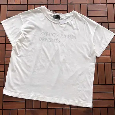 ￥~89 E.R.D T-SHIRT 77030532 (im 185CM 70KG iwear size M in the photo)