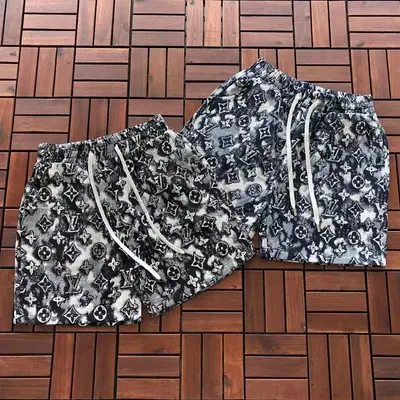 ￥~129 L🔥 SHORTS 77030603 (im 185CM 70KG iwear size S in the photo)