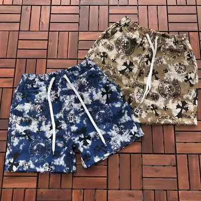 ￥~129 CH🔥OM🔥 HE🔥RTS SHORTS 77030605 (im 185CM 70KG iwear size S in the photo)