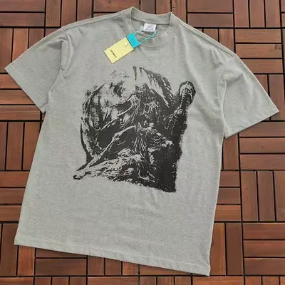 ￥~115 VETEMENTS T-SHIRT 66030636 (im 185CM 80KG iwear size M in the photo)